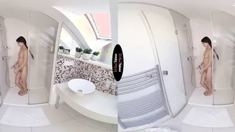 While Watching porn video – Taking Shower With Kate Rich