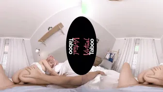 Ass-Pampering with Anal Sex - Stepdaughter's First Time With Her Hot Dad