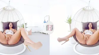 Claudias Big Booty Call