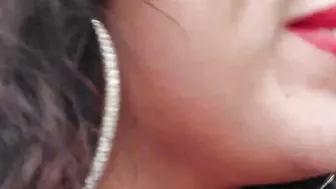 Me Chupe las tetas Mientras Mi Primo Conduce La Motocilceta - MEDELLIN COLOMBIA
