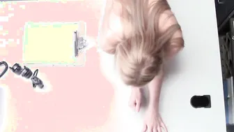 Busted4K - Blonde milf stepmom with huge titties Honey Blossom and blonde step daughter Nikki Peach 3 way with officer