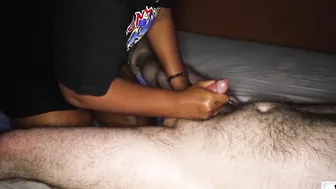 Guy fucking an amateur Thai massage teen