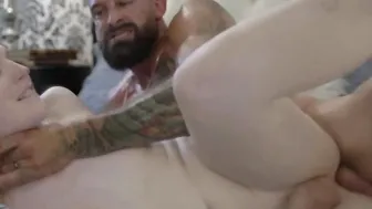 TS Cheater Lianna Lawson pounded by guy