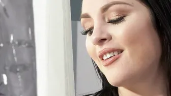 Black Hair Teen Seduces The Gardener into Deepthroating and Fucking Her