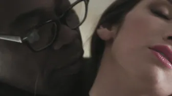 Meeting porn video – Clea Fulfills Her Black Bull Needs 2