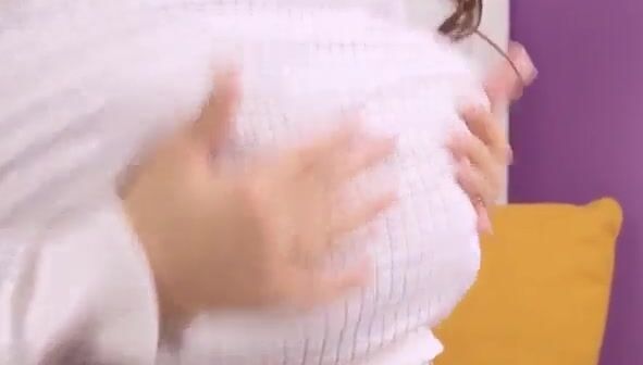 Alaura Grey 23