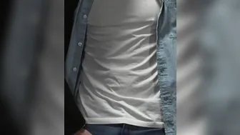 Reese Loves jerk Milo Miles huge angry cock