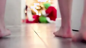 Grinches' Secret Crush - Stealing A awake Beauties For His Own Pleasure