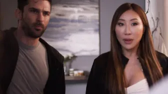 Chinese wife gets back at cheating hubby