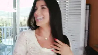 Romi Rain porn video – Horny babe Romi Rain satisfies her cravings with a huge cock