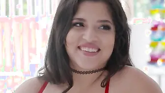 Gabriela Lopez Takes Advantage of Lucass Generosity