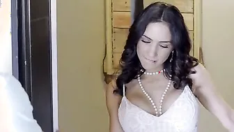 Katya Rodriguez and her dad are preparing a dinner so her parents can meet her BF Lucas Frost. When Lucas
