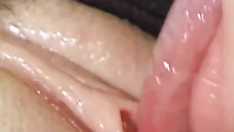 Lesbians got bored at home so they started seducing each others pussy