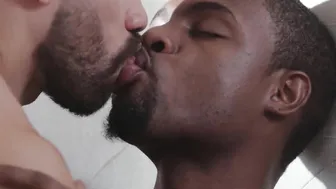 Papi Suave rimmed and pounded by black stud DeAngelo Jackson