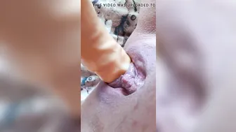 I love fucking my long cunt with a toy