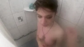 My sister jerks me under the shower (trailer)