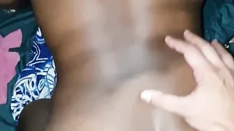 Vas y baise moi en levrette 