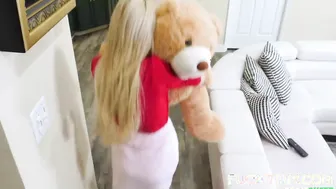 Turned On With The Teddy Sia Lust