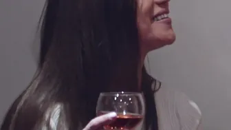 Life in a glass with Alyssa Reece and Cherry Kiss