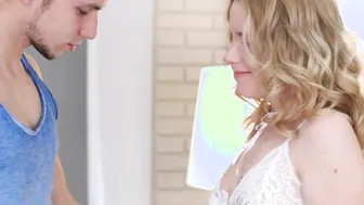 Teen taking a perfect creampie
