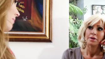 Naughty stepmom feasts on blond pussy and scissoring
