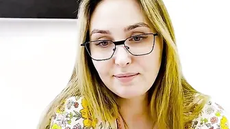 Stepmother apologizes to her stepson Today you can only in the pussy do not mix up