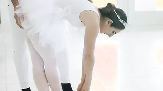 Stretchy Lil Dancer