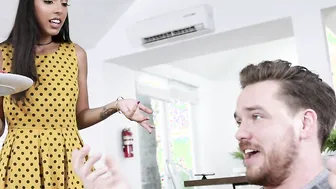 Eavesdropping And Pussy Popping