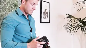 Window porn video – Black Cooch On Camera