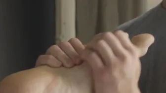 Big dicked jock fucks his new friend after a sensual massage