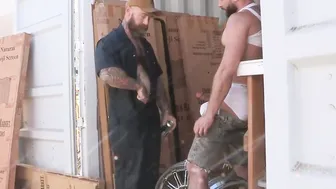 Hot bearded hunk Donnie Argento mouth filled with warm cum