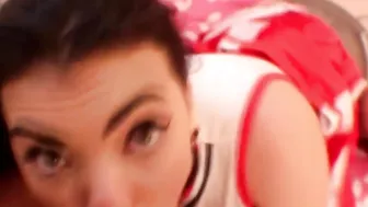 Bating Cheerleader Blowjob