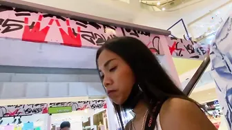 Cute Asian Stunner