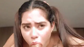 Thick Lips Brunette Hottie Perfect Blowjob