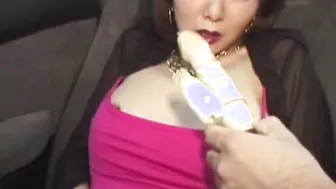 Japanese MILF Mastubate with dildo at car 2