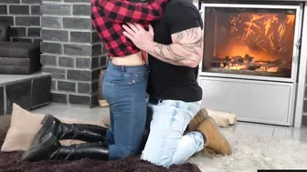 Angel Wicky Happily Shows Off Her Plump Body