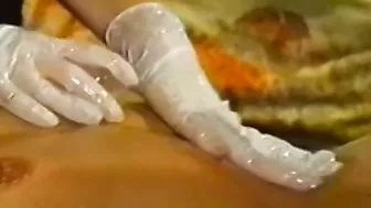 Kinky dyke babes strapon fucking in luscious threesome