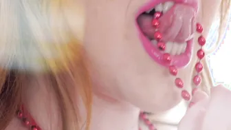 Cuties Jenna Foxx And Sonia Harcourt Messy Valentines Day Blowjob