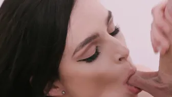 Leanne Lace Gets Fucked In Her Lingerie