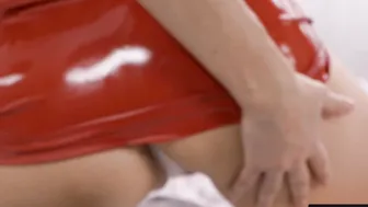 Sarah Sultry Shows Off Her Talent In Fucking A Hard Cock 2
