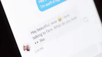 Mona Azar Fucks Her Favorite Pornstar 2