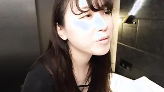 Japanese housewife Tomoko shows her oral sex skill