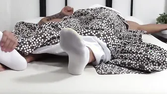 Sebastian jerks his dick and gets foot worship from Cameron