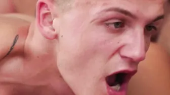 Bisexual group sex with bi dudes and two hot chicks