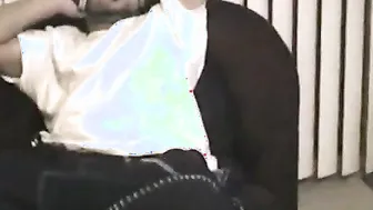 Horny thug receives a blowjob from kinky muscular hunk