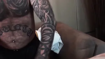 Horny studs cock stroked by tattoed beefy stepdad