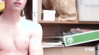 Black officer gets himself some raw twink ass to punish