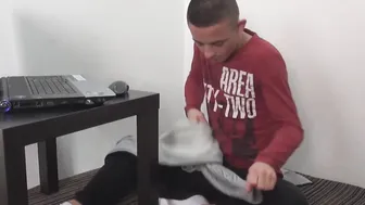 Handsome twink masturbates solo while watching porn