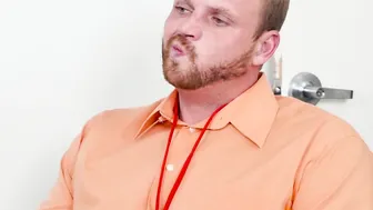 Employee porn video – Office manager anal fucks new employee during an interview