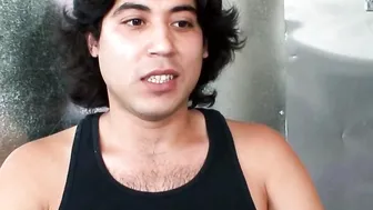 Hairy butt muncher strokes his rock solid cock solo